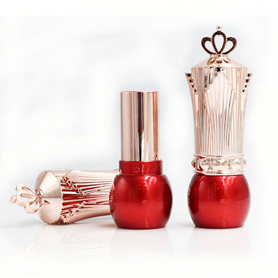 Crown Dekorasi Plastik Lipstick Packaging Tube 28mm*90mm Sampel Gratis
