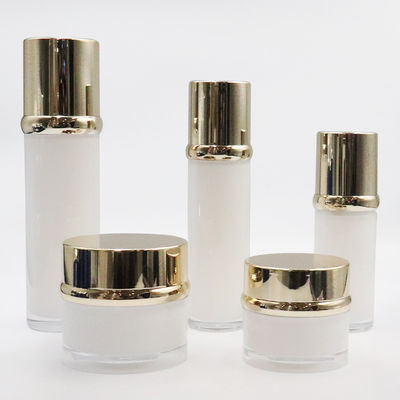 Set Kemasan Kosmetik Pump And Cap yang Disesuaikan Dengan Cap Akrilik